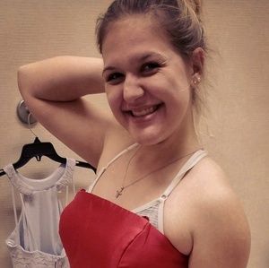 Meet your Posher, Kenzie